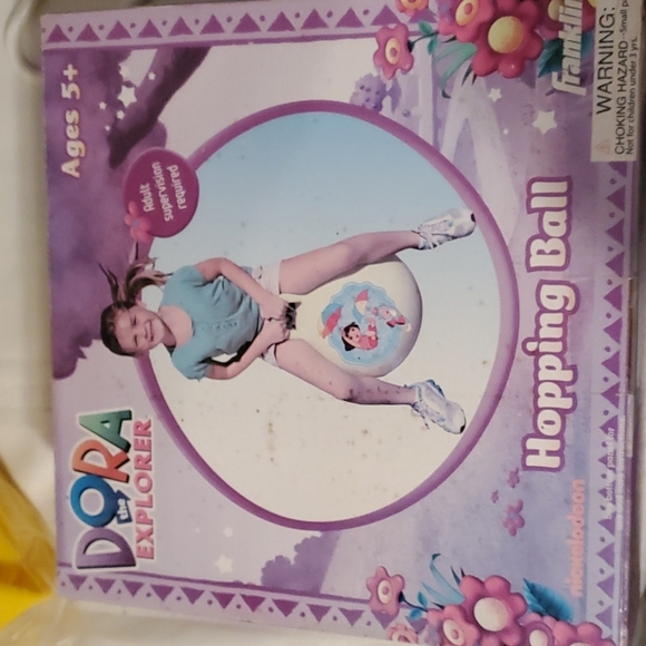 New unused sealed hopping ball 5+ & Dora and Boots and inflatable vest 3+ - Picture 2 of 5